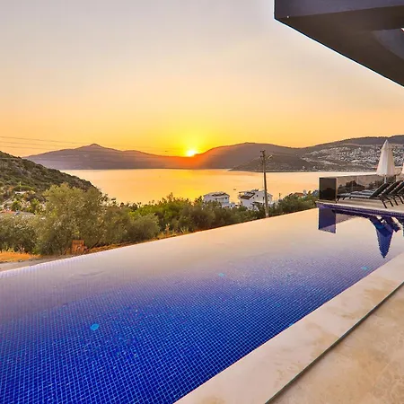 Βίλα Ultra Lux Κας